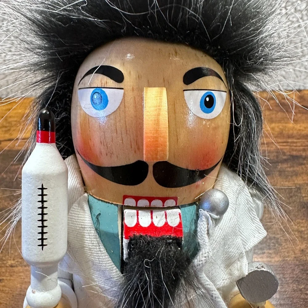 Medical‎ Doctor Stethoscope Wooden Christmas Nutcracker 9